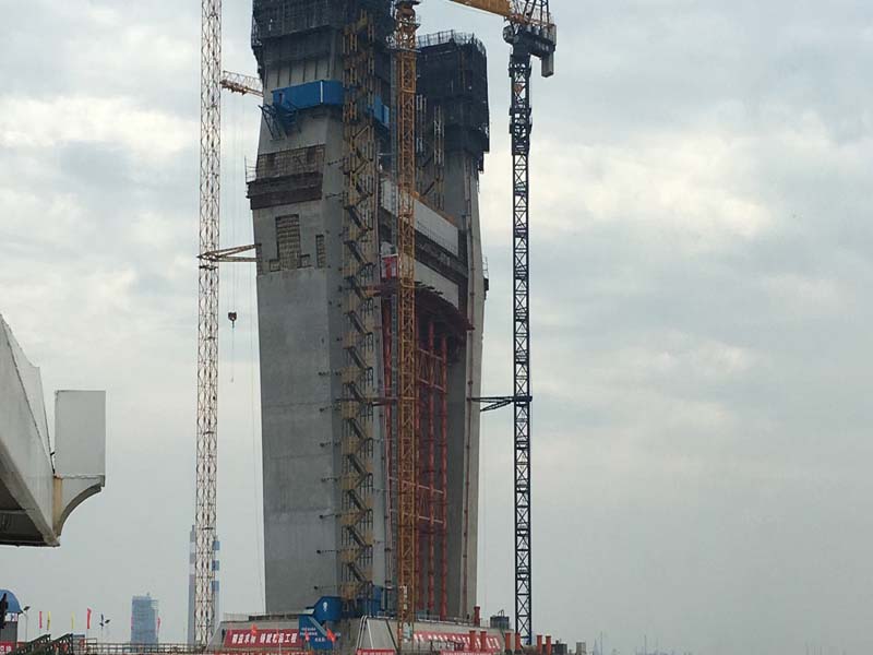 Condiciones calificadas de encoproceso de puente y proceso de construcción